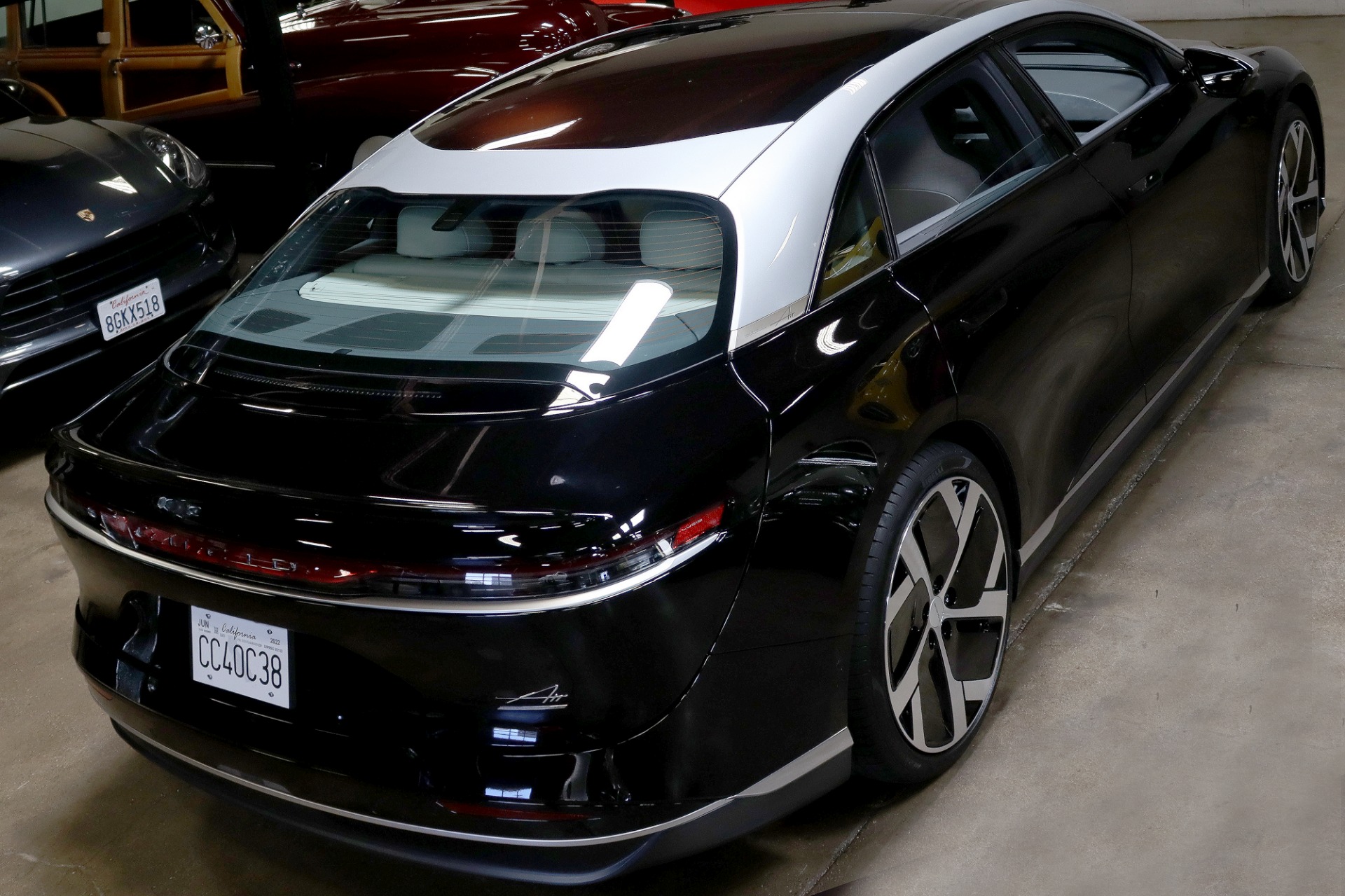 2022年制作 油彩『Last night’s dream』 2022 Lucid Air Dream Edition Performance For Sale (Sold