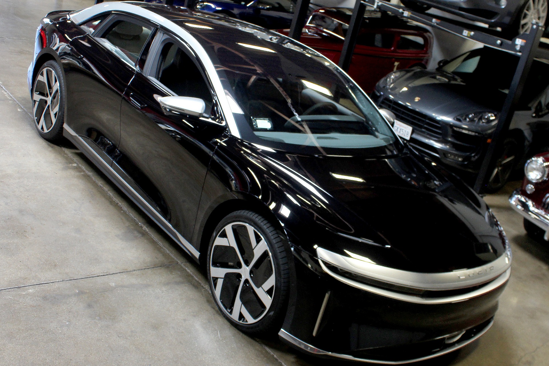 2022年制作 油彩『Last night’s dream』 Used-2022-Lucid-Air-Dream-