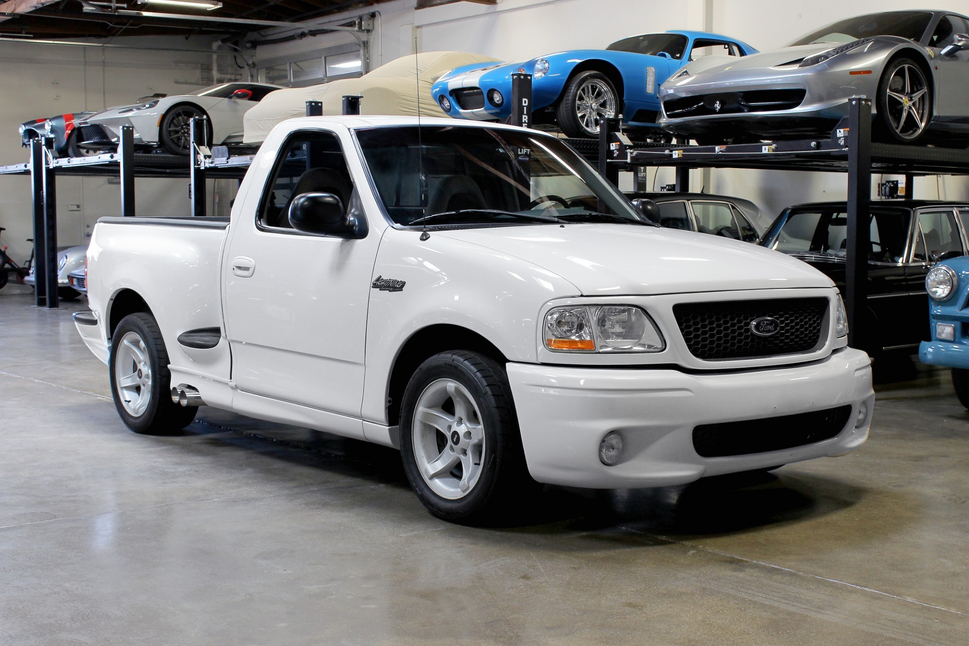 Used 1999 Ford F-150 SVT Lightning for sale $23,995 at San Francisco Sports Cars in San Carlos CA 94070 1