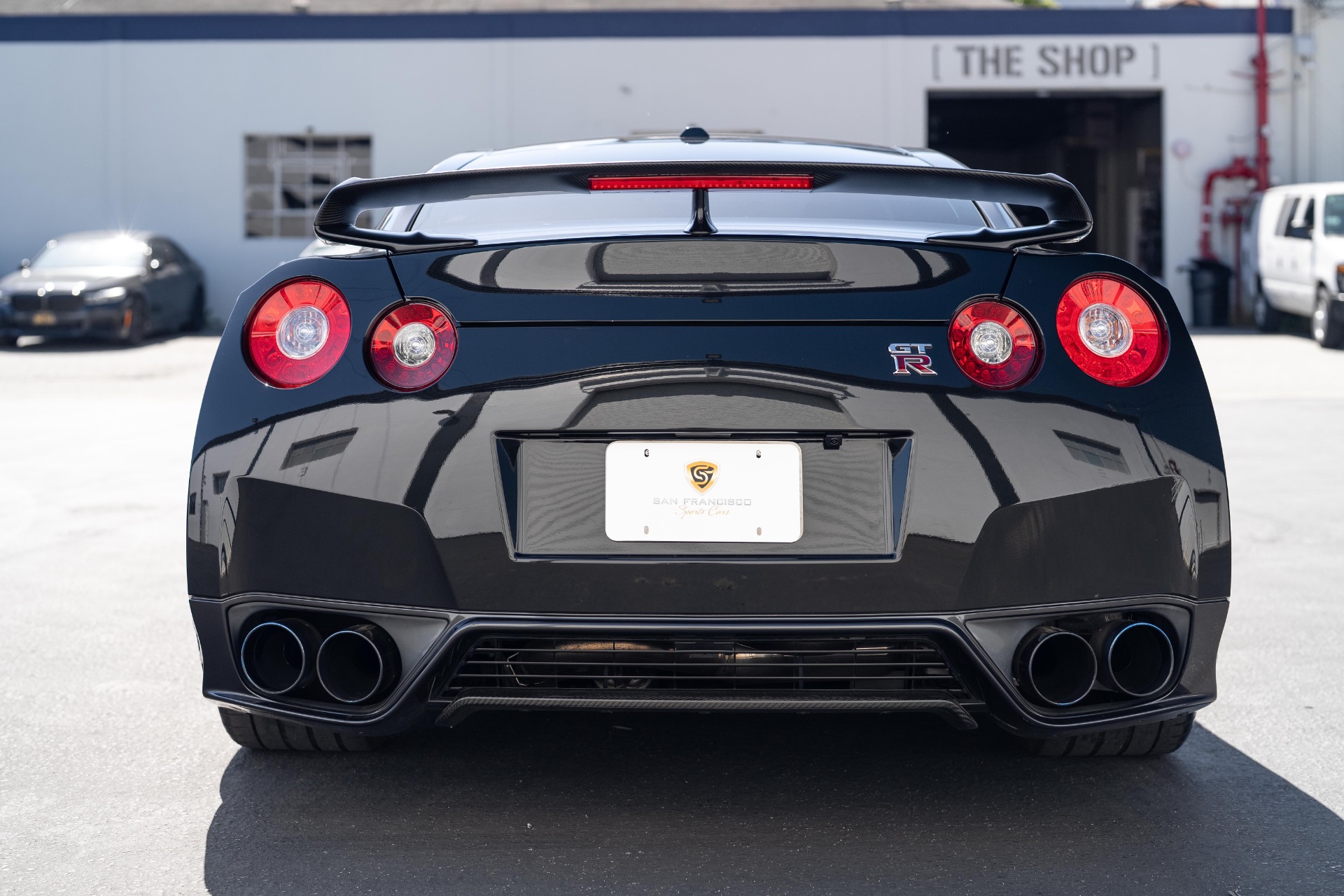 2013 Nissan GT-R Black Edition - Photo 11