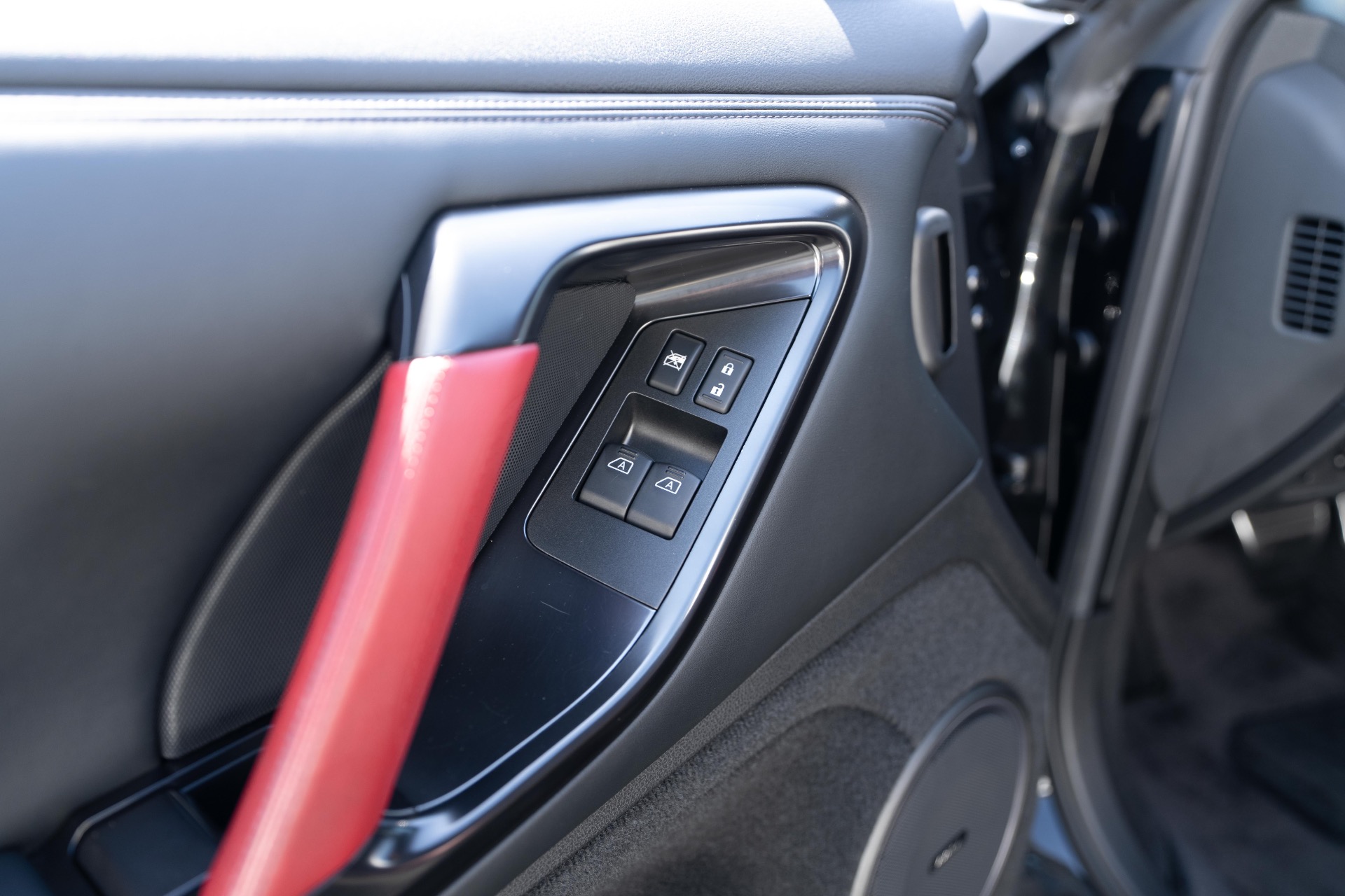 2013 Nissan GT-R Black Edition - Photo 57