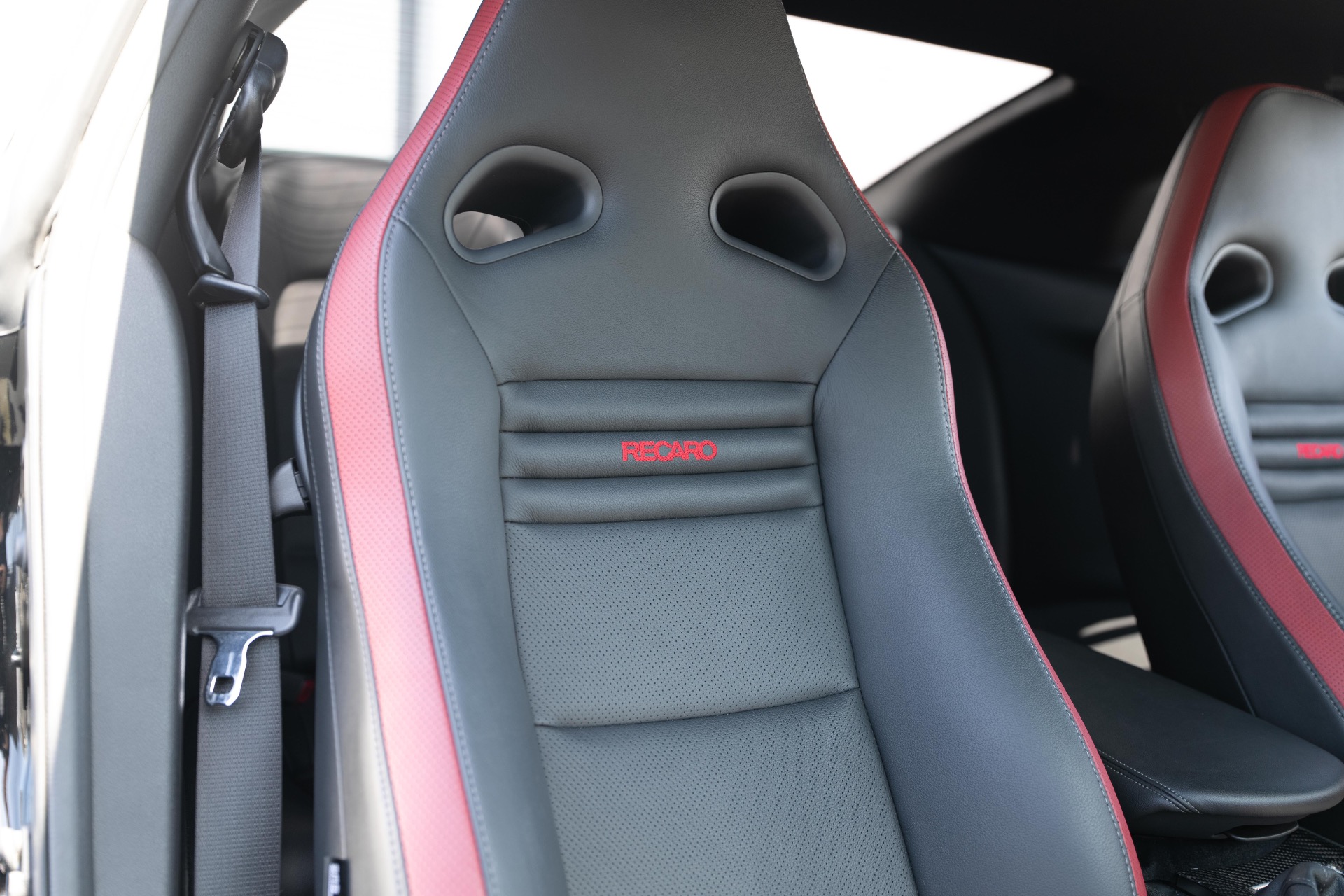 2013 Nissan GT-R Black Edition - Photo 89