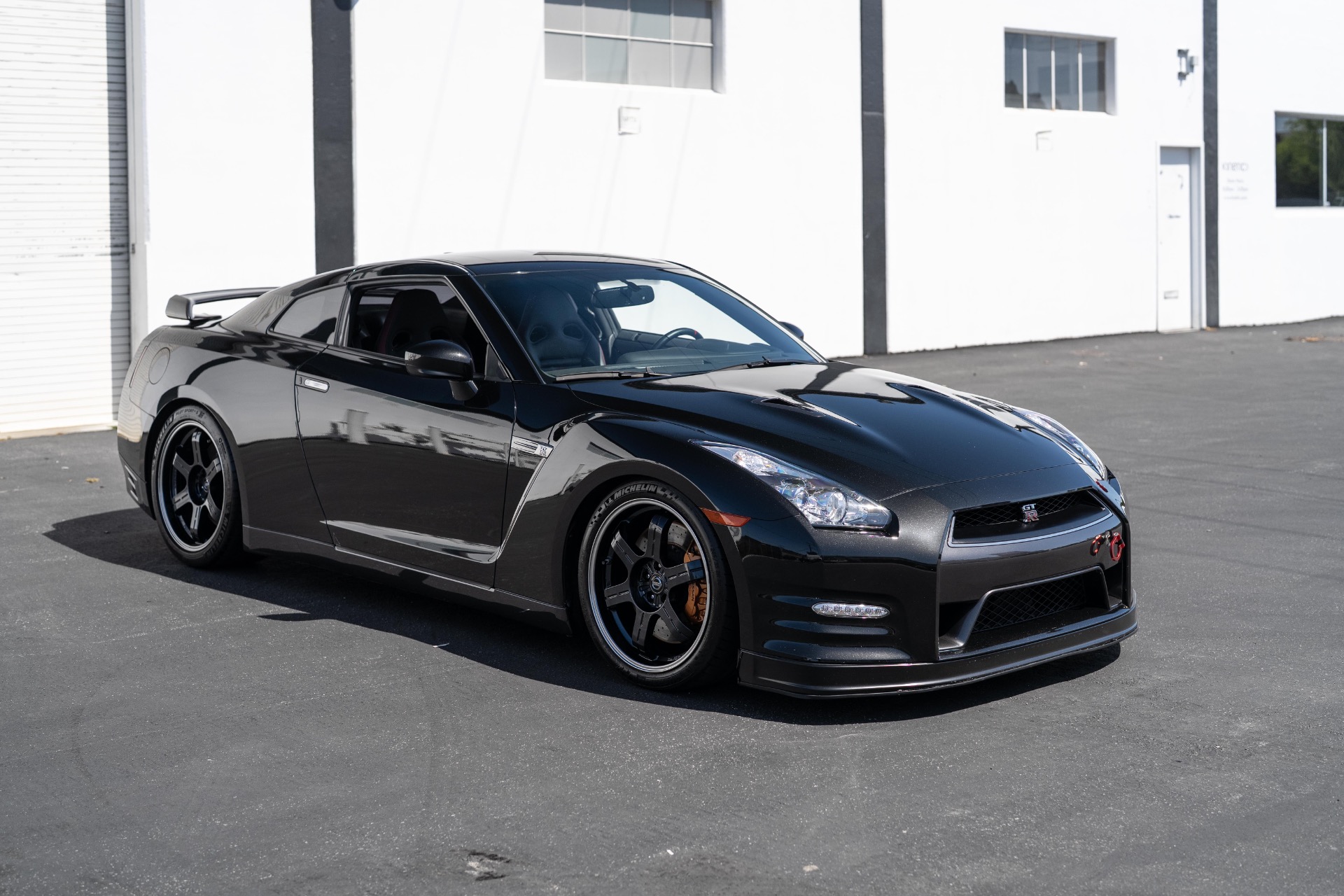 2013 Nissan GT-R GT-R Black Edition's photo