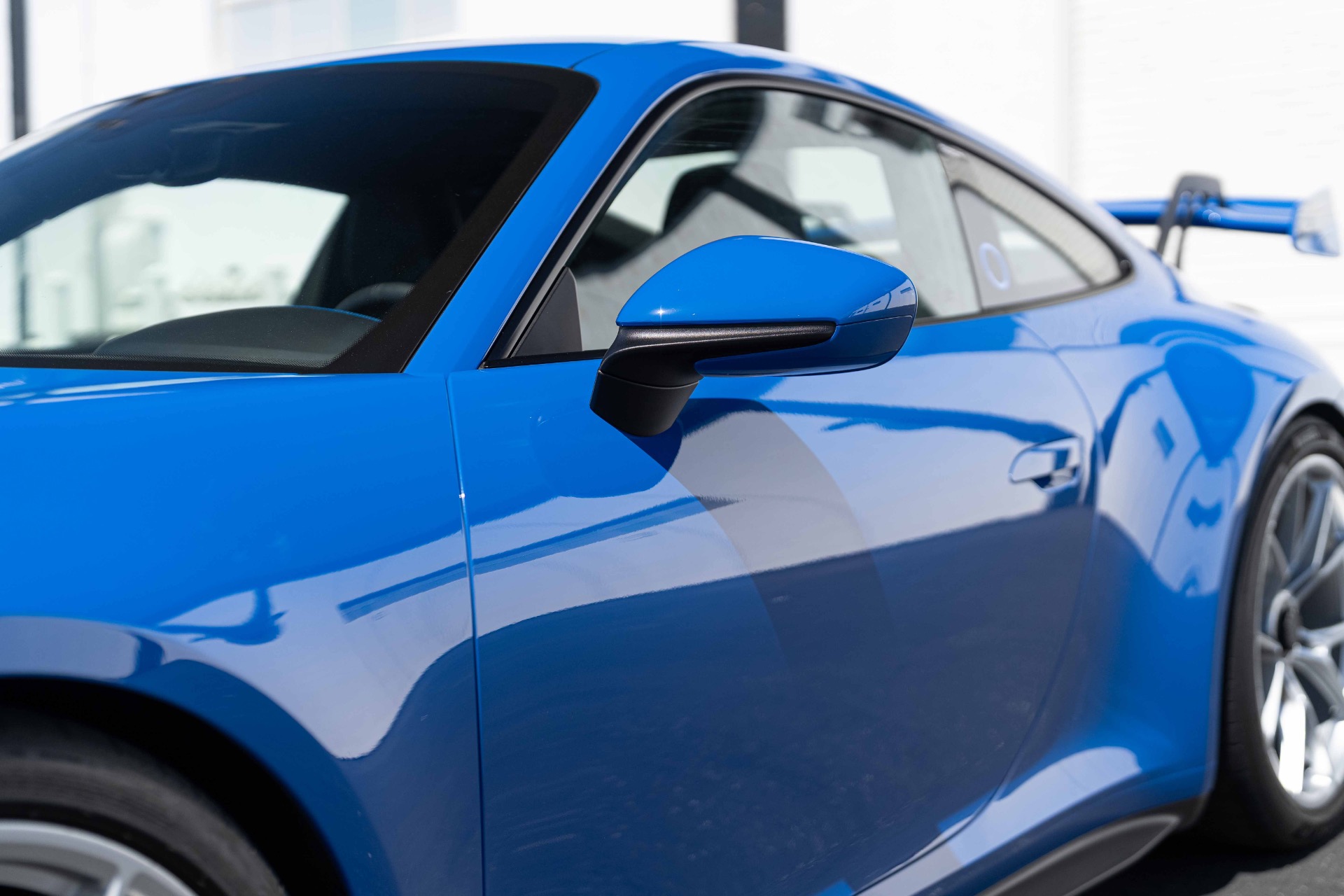 2025 Porsche 911 GT3 - Photo 29