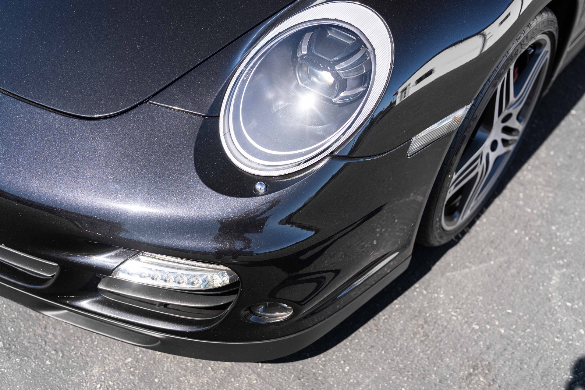 2009 Porsche 911 Turbo - Photo 25