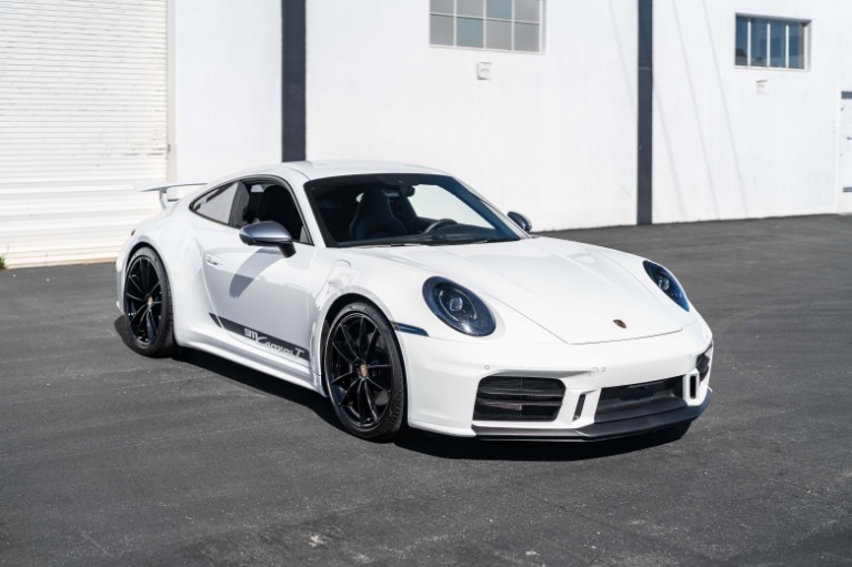 2025 Porsche 911