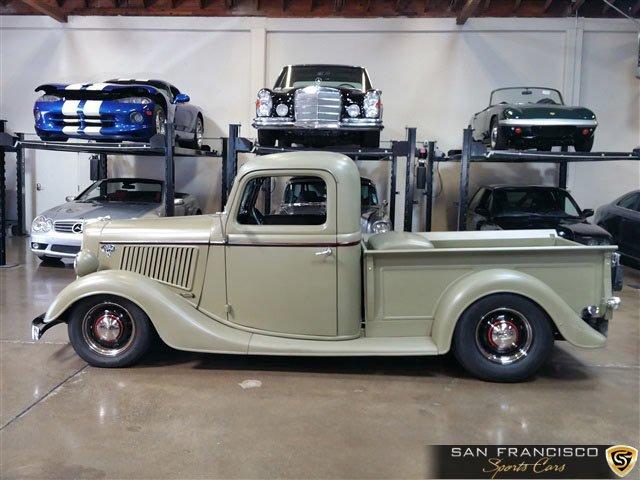 Solido 1/19 – Ford V8 Pick-up 1936 Bâche Haute – Expo 92 Séville – Crème/Bleu