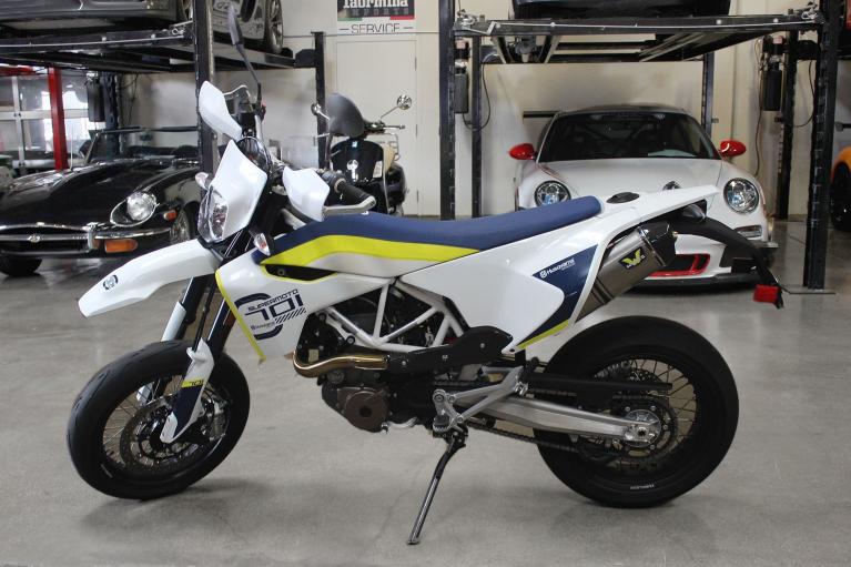 Used 2019 Husqvarna 701 supermoto for sale Sold at San Francisco Sports Cars in San Carlos CA 94070 4