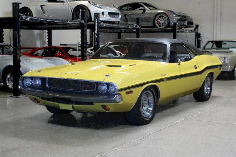 Used 1970 Dodge Challenger R/T 426 HEMI for sale Sold at San Francisco Sports Cars in San Carlos CA 94070 3