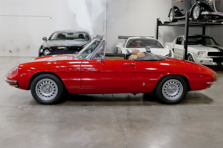 Used 1969 Alfa Romeo 1750 Duetto Spider for sale Sold at San Francisco Sports Cars in San Carlos CA 94070 4